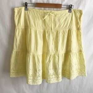 Juicy Couture Y2K Butter Yellow Cotton Eyelet Mini Skirt L Drawstring Waist